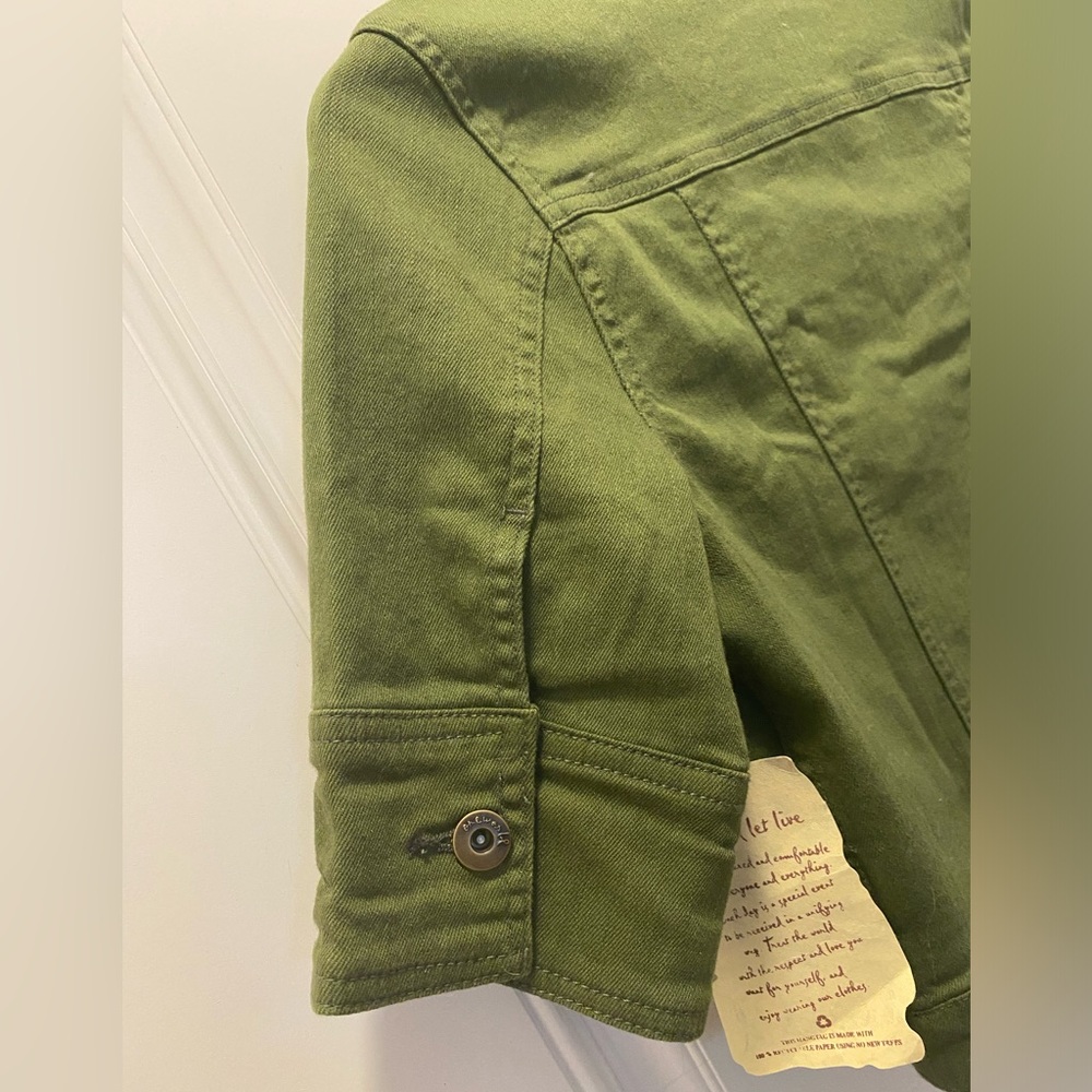 Women’s Cropped Denim Jacket One World Army Green - Picture 5 of 5